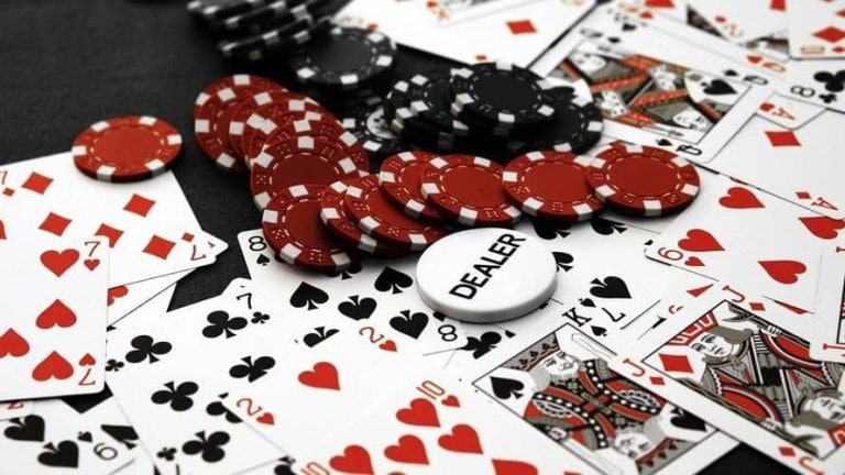 bm8app Myanmar Online Gaming Platform Team ဝန်ဆောင်မှုနှင့် ကစားသူများ အတွေ့အကြုံမြင်ကွင်း